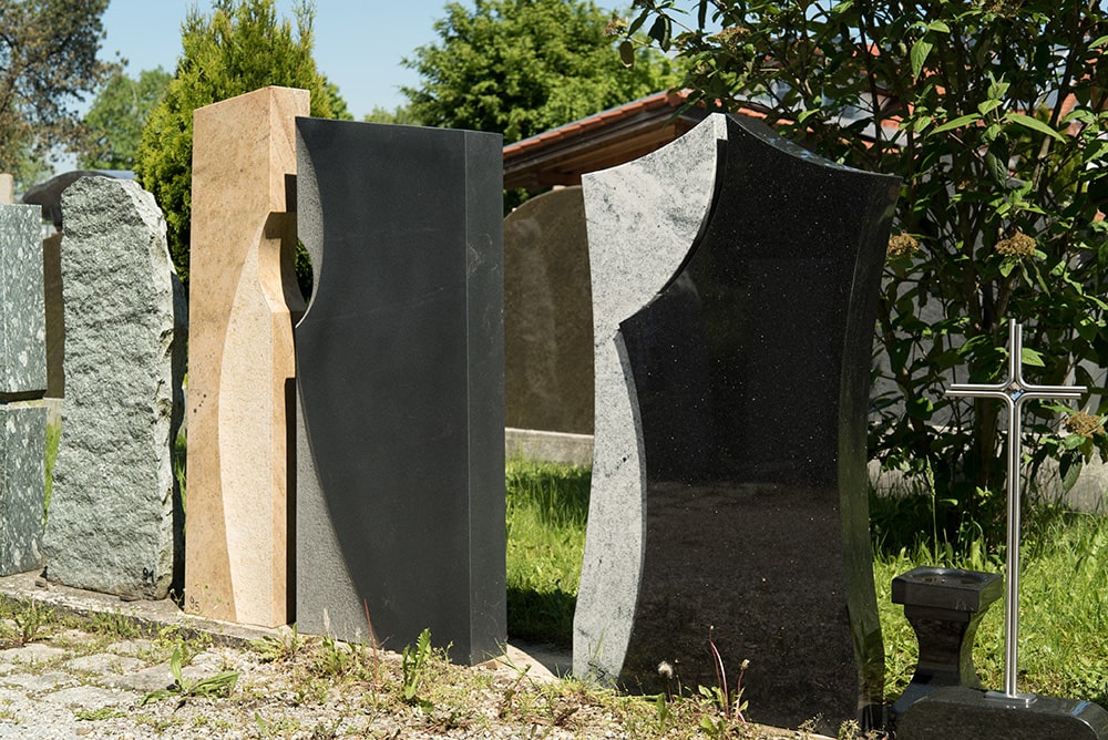 Grabsteine oder Grabmale aus Granit
