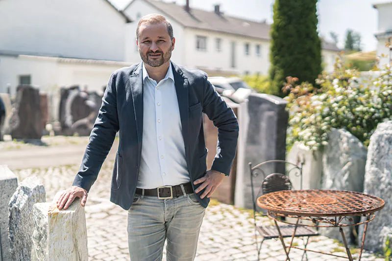 Franke Naturstein - Beratung für Naturstein, Grabdenkmäler und Urnenstelen