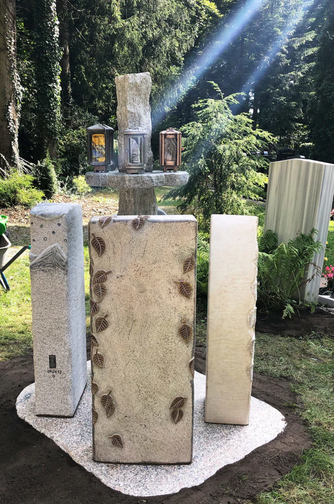 Urnen-Monumente für Trostberg und Umgebung