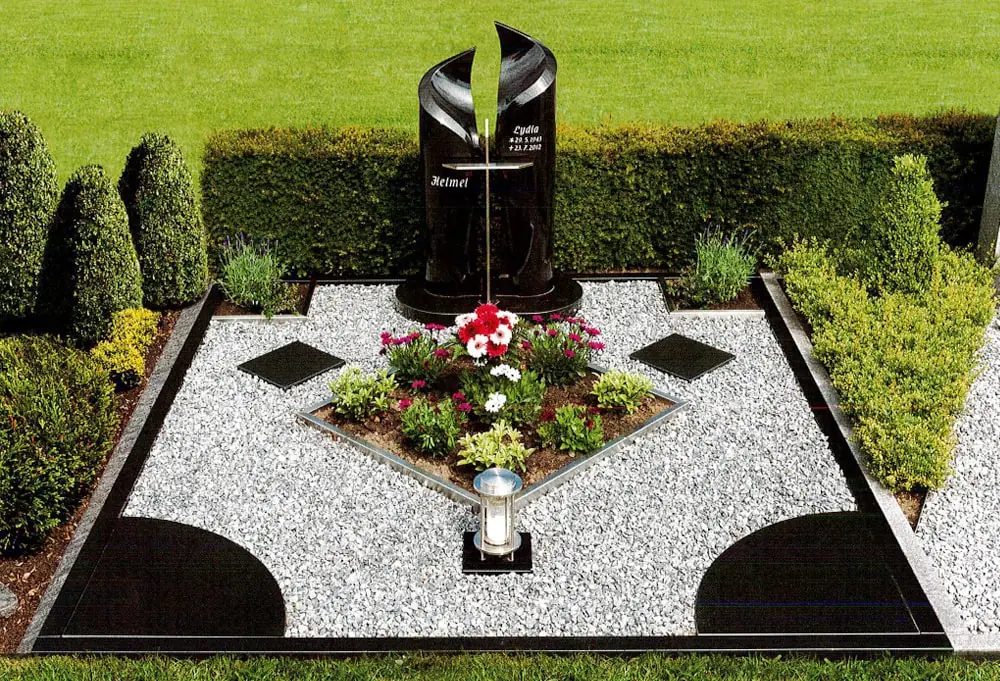 Urnengrab Liegeplatte in modernem Design und Grabsteine